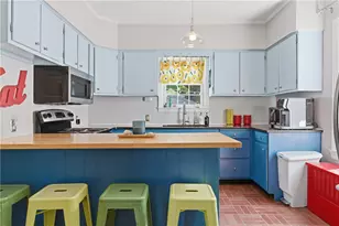 69 Roger Williams Ave, East Providence, RI 02916 - Photo 14