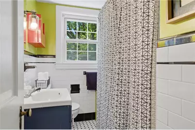 69 Roger Williams Avenue, East Providence, RI 02916 - Photo 28