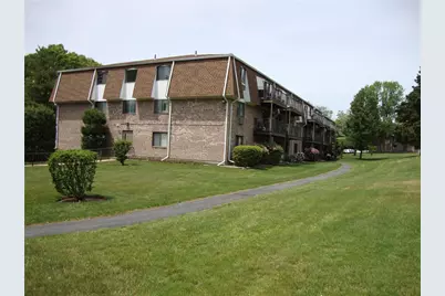 752 Quaker Lane #A-109, Warwick, RI 02818 - Photo 1