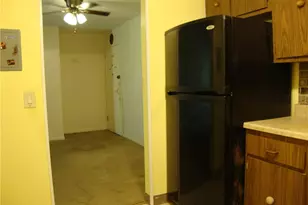 752 Quaker Ln, Warwick, RI 02818 - Photo 12