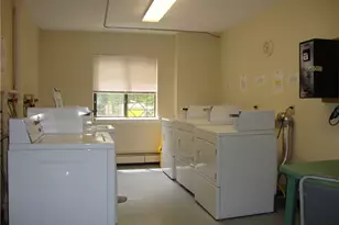 752 Quaker Ln, Warwick, RI 02818 - Photo 28