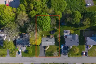 20 Namquid Dr, Middletown, RI 02842 - Photo 38