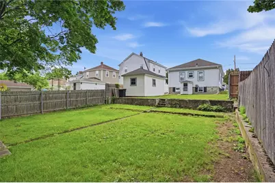 10 Mayflower Street, East Providence, RI 02914 - Photo 30