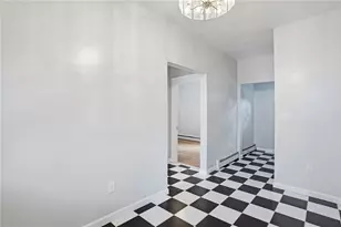10 Mayflower St, East Providence, RI 02914 - Photo 14