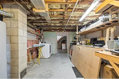 83 Bateman Avenue, Cranston, RI 02920 - Photo 28