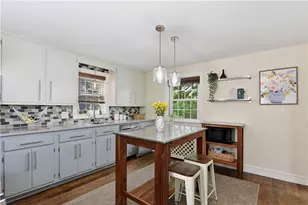 96 Meridian St, Providence, RI 02908 - Photo 10
