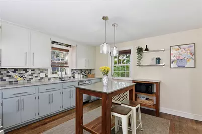 96 Meridian Street, Providence, RI 02908 - Photo 10