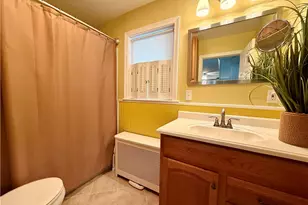 59 Clyde St, West Warwick, RI 02893 - Photo 20