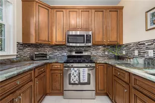 315 Old River Rd, Lincoln, RI 02838 - Photo 6