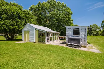 1472 Wampanoag Trail, East Providence, RI 02915 - Photo 24