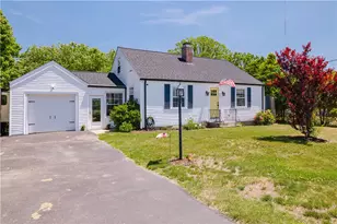 1472 Wampanoag Trl, East Providence, RI 02915 - Photo 1