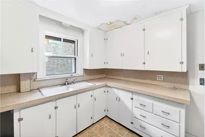 136 Armington Street, Cranston, RI 02910 - Photo 16
