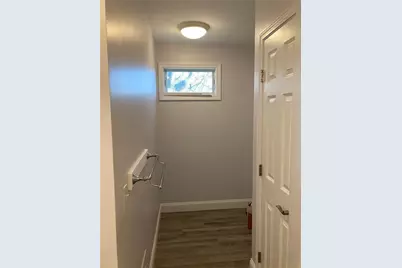 47 Tuckerman Avenue, Middletown, RI 02842 - Photo 12