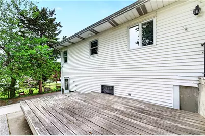 140 Lawrence Street, Cranston, RI 02920 - Photo 22