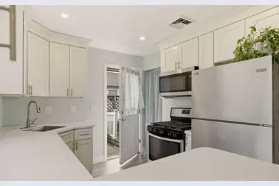 6 Woolsey Road #A, Middletown, RI 02842 - Photo 6