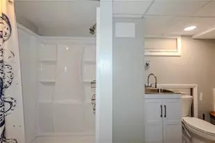 68 Brookside Ave, North Providence, RI 02911 - Photo 22