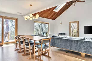2717 Commodore Oliver Hazard Perry Hwy, South Kingstown, RI 02879 - Photo 10