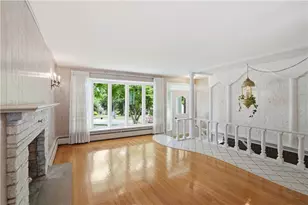 14 Cardinal Rd, Cranston, RI 02921 - Photo 8