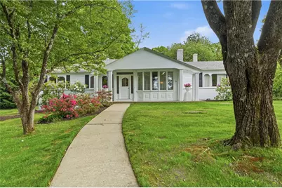 14 Cardinal Road, Cranston, RI 02921 - Photo 2