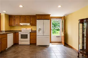 151 Conanicus Rd, Narragansett, RI 02882 - Photo 12