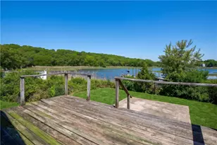 151 Conanicus Rd, Narragansett, RI 02882 - Photo 18