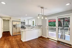 135 Foote St, Barrington, RI 02806 - Photo 10
