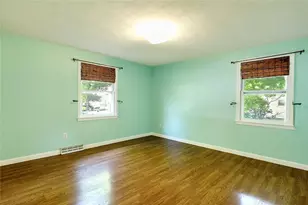 135 Foote St, Barrington, RI 02806 - Photo 14