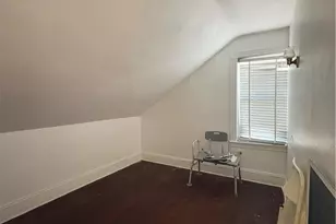 46 Humboldt Ave, Pawtucket, RI 02860 - Photo 8