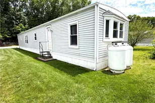 27 Woodward Lot 14 Rd, Lincoln, RI 02865 - Photo 2