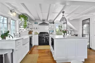397 Gibbs Ave, Newport, RI 02840 - Photo 12