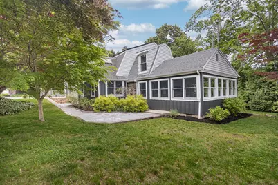 30 Standish Road, Jamestown, RI 02835 - Photo 2