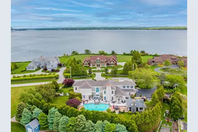 126 Cliff Drive, Narragansett, RI 02882 - Photo 2