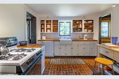 121 Foster Center Road, Foster, RI 02825 - Photo 18
