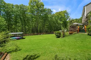 193 Lake Washington Dr, Glocester, RI 02814 - Photo 8