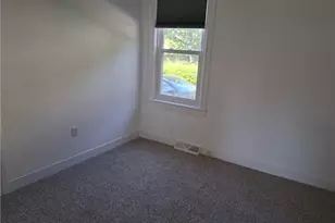 103 Roger Williams Ave, East Providence, RI 02916 - Photo 14