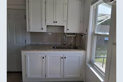 103 Roger Williams Avenue, East Providence, RI 02916 - Photo 4