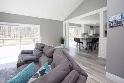 10 Arbor Way, East Greenwich, RI 02818 - Photo 4