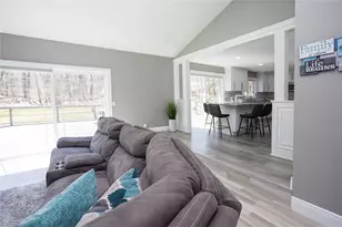 10 Arbor Way, East Greenwich, RI 02818 - Photo 4