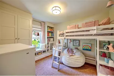 139 Sheffield Avenue, Pawtucket, RI 02860 - Photo 22