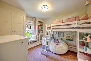 139 Sheffield Ave, Pawtucket, RI 02860 - Photo 22
