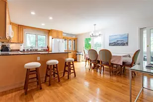10 Cross Rd, Narragansett, RI 02882 - Photo 4