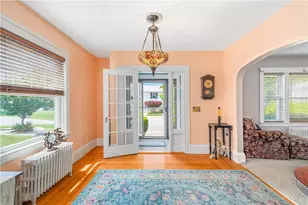290 W Forest Ave, Pawtucket, RI 02860 - Photo 6