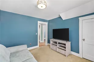290 W Forest Ave, Pawtucket, RI 02860 - Photo 24