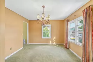 290 W Forest Ave, Pawtucket, RI 02860 - Photo 30