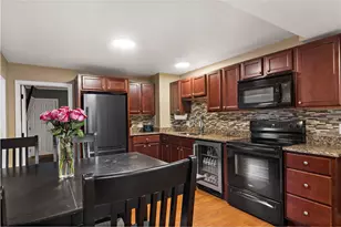19 Watkins Ave, Cranston, RI 02920 - Photo 20
