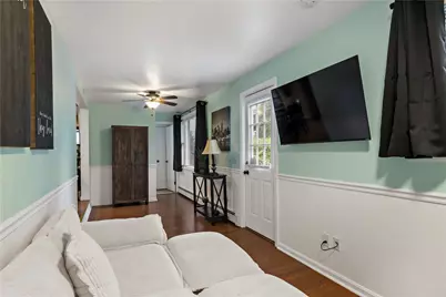 19 Watkins Avenue, Cranston, RI 02920 - Photo 12