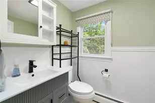 30 Abigail St, Warwick, RI 02886 - Photo 6