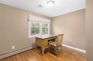 30 Abigail St, Warwick, RI 02886 - Photo 22