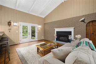 30 Abigail St, Warwick, RI 02886 - Photo 12