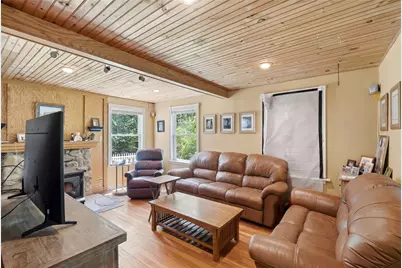 25 Pineland Street, North Kingstown, RI 02852 - Photo 14